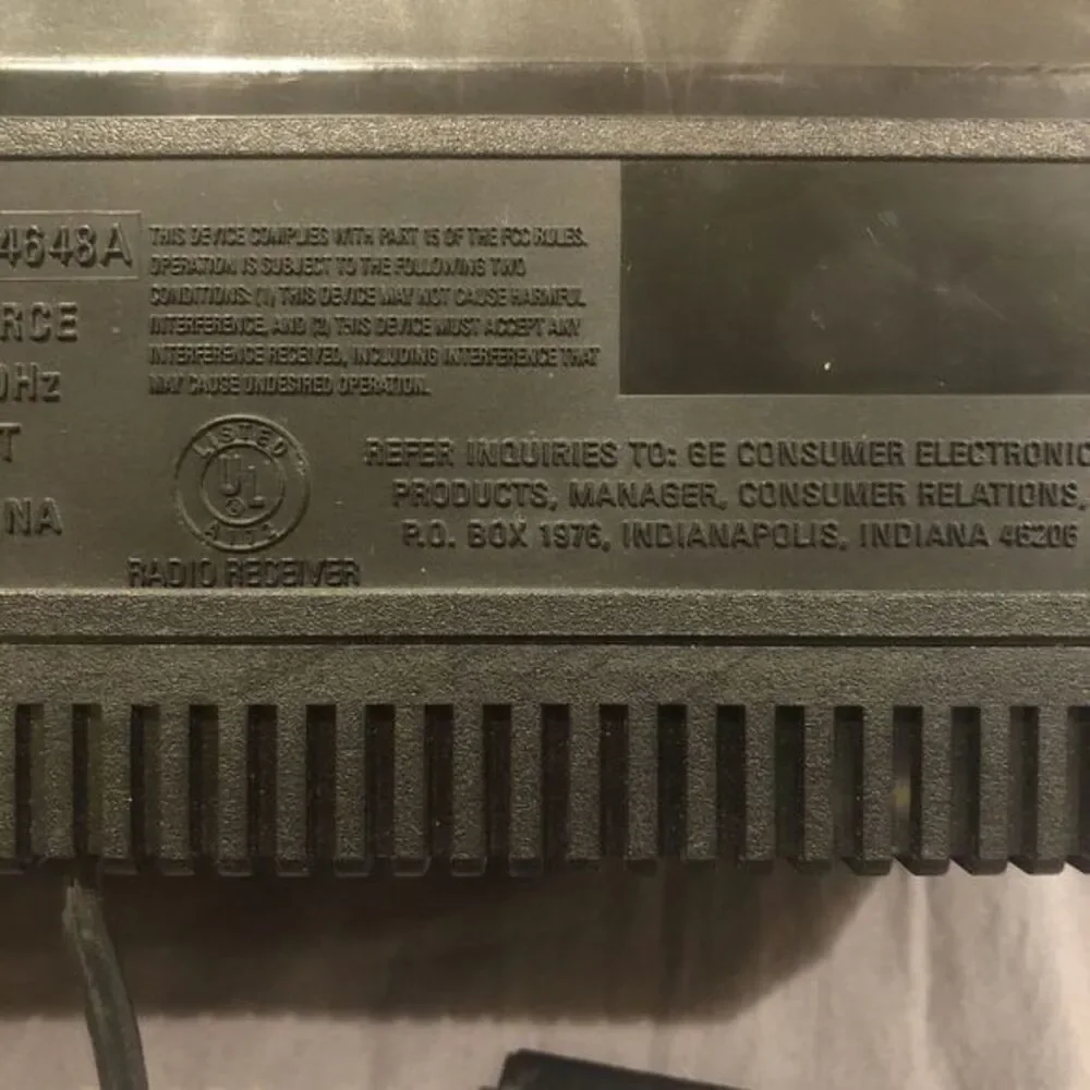 GE Alarm Clock Model: 7-4648A-AM/FM-Corded/Batt.Bkup Tested And Works See Photos